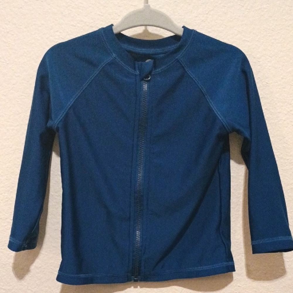 4/$15 Zip Up Rash Guard, 12M
